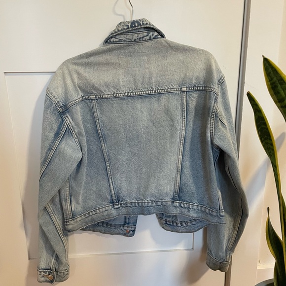 Old Navy cropped Jean jacket - Picture 4 of 5